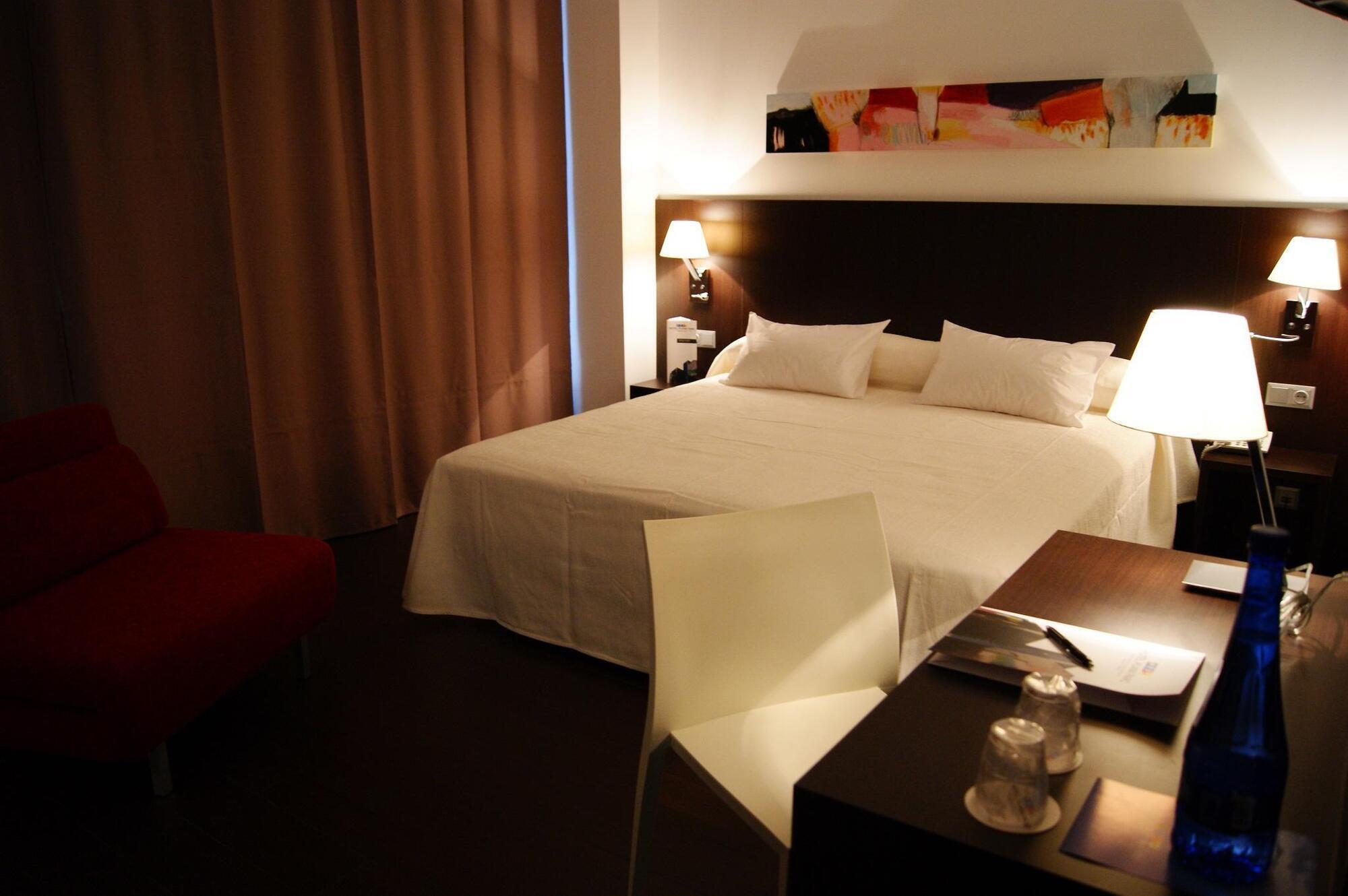 Hotel Sercotel Plana Parc Alquerías del Niño Perdido Bagian luar foto